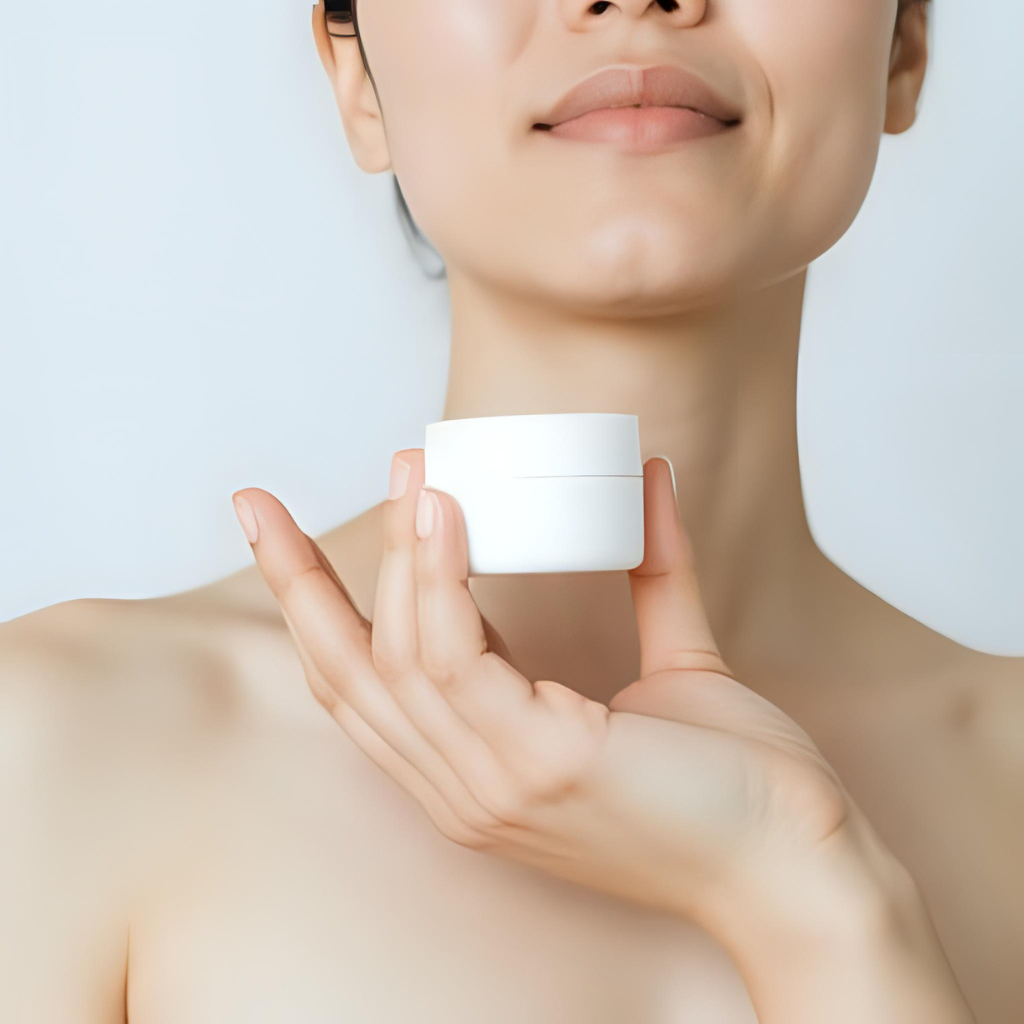 Graphic of nighttime moisturizers with ceramides and squalane demonstrating the final lock-in step of a beginner skincare routine.