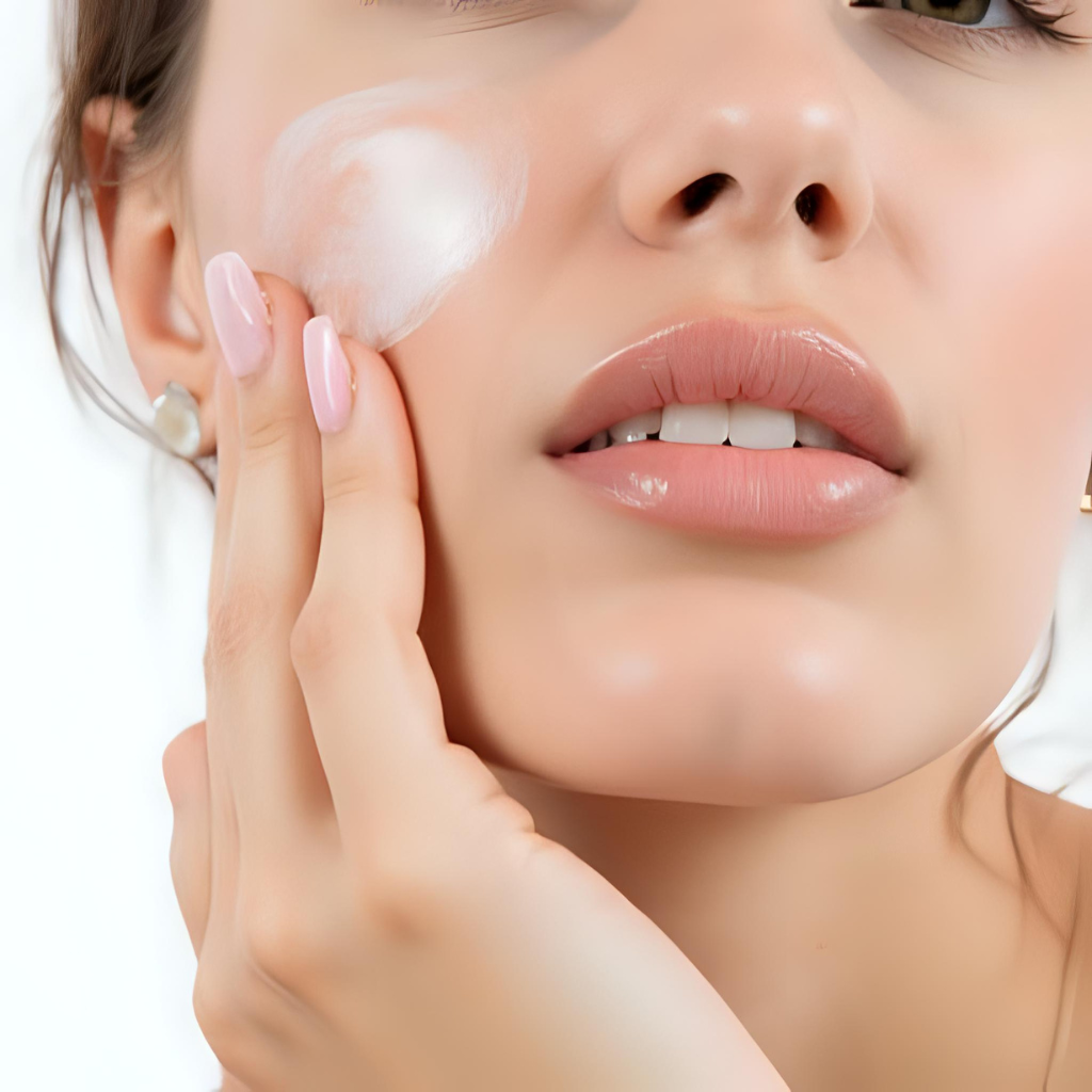 Graphic highlighting how primer smooths the skin and why it should always be used after SPF in the Sunscreen First or Primer skincare sequence.