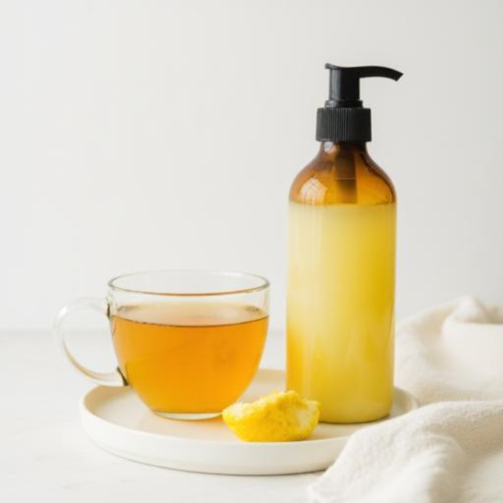 diy facial wash for acne made with chamomile green tea witch hazel and glycerin for a calming homemade face wash